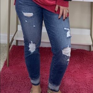 Judy Blue Reverse Cuff Slim fit 3/26